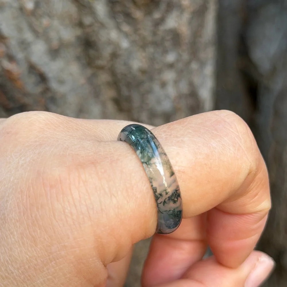 Size‎ 10 translucent green moss agate band ring 0713